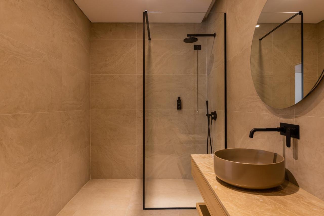 דרמי Beyond A Luxury Boutique Hotel מראה חיצוני תמונה
